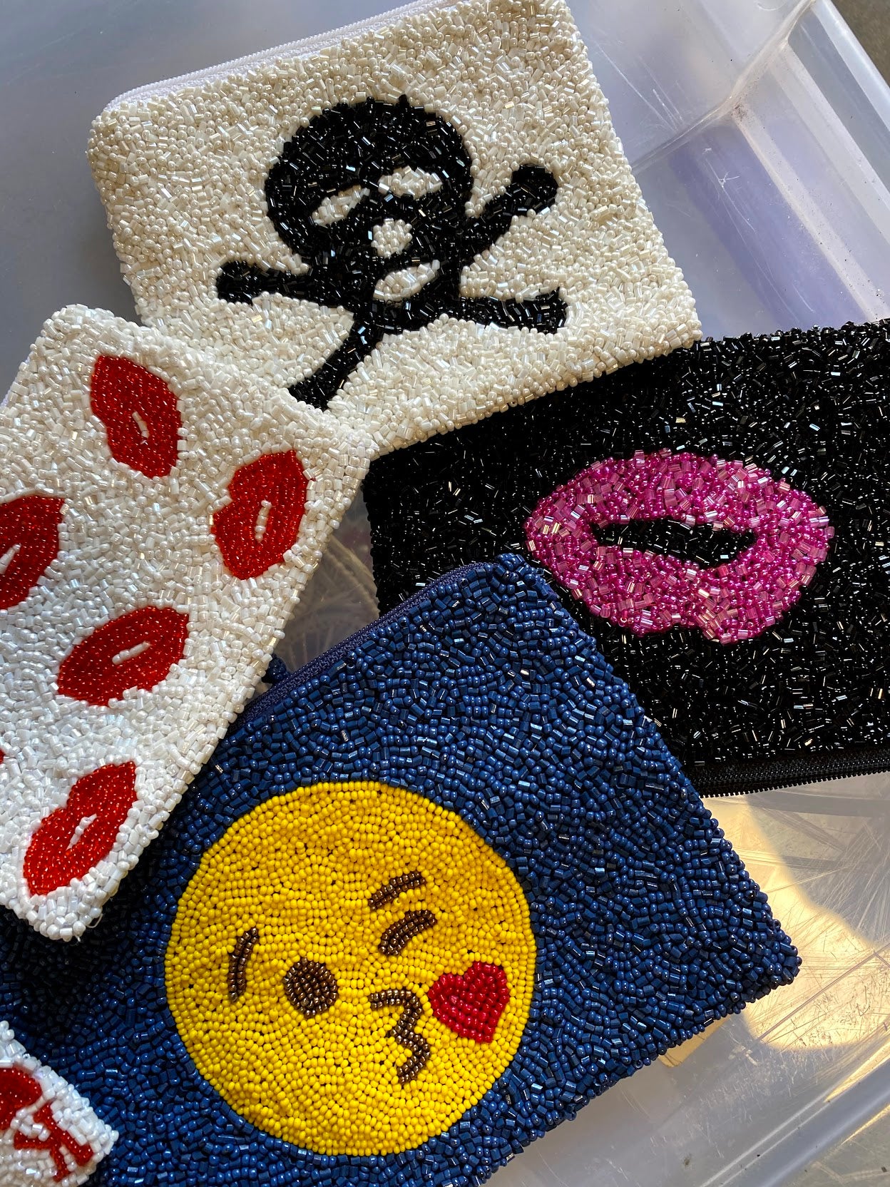 Mini custom pouches w/name or design - clutchhitz