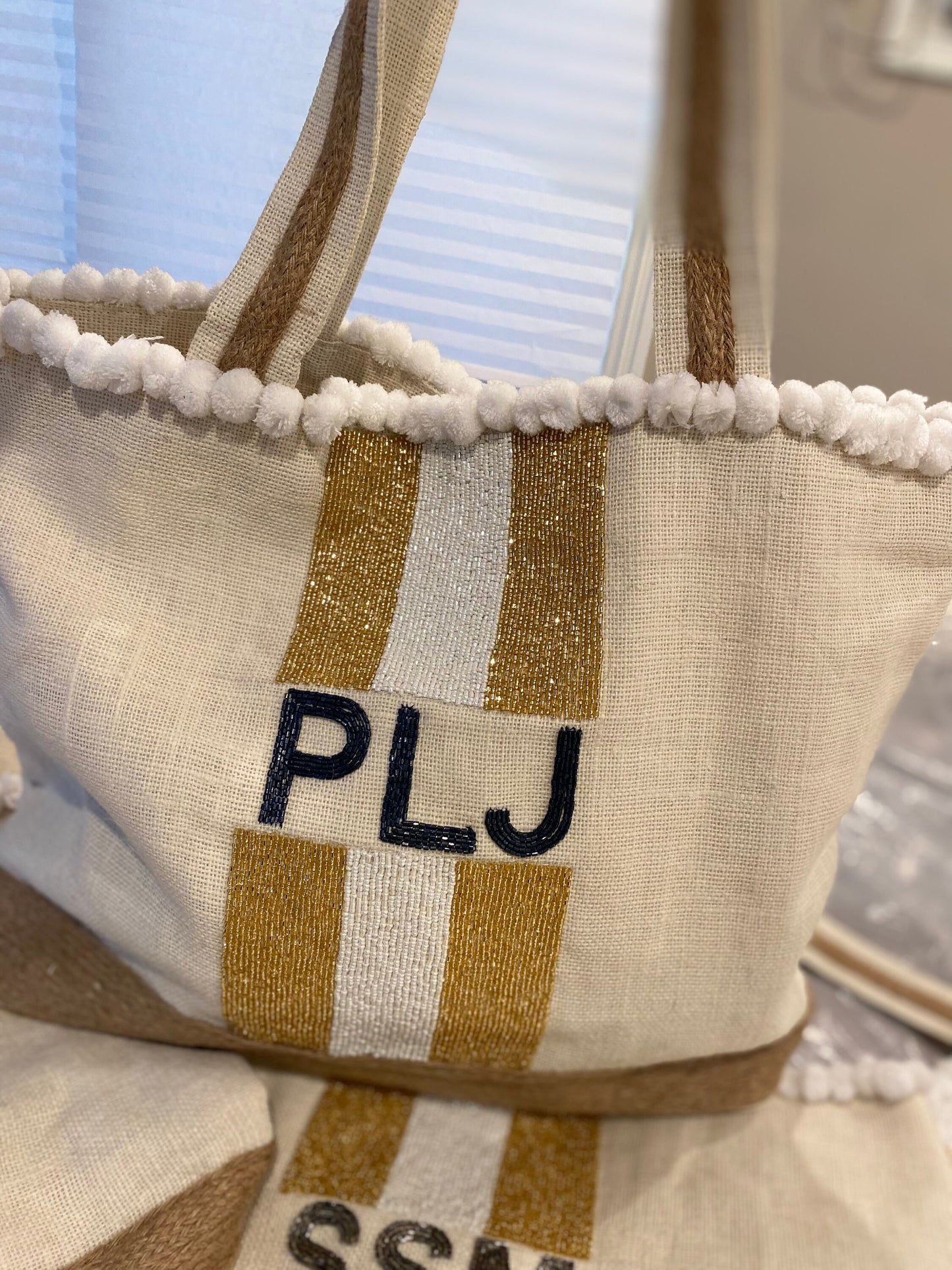 Customized beach tote, summer fun tote, vacation personalized gift, bridal party,large burlap jute beaded bag bridesmaids gift,travel bag