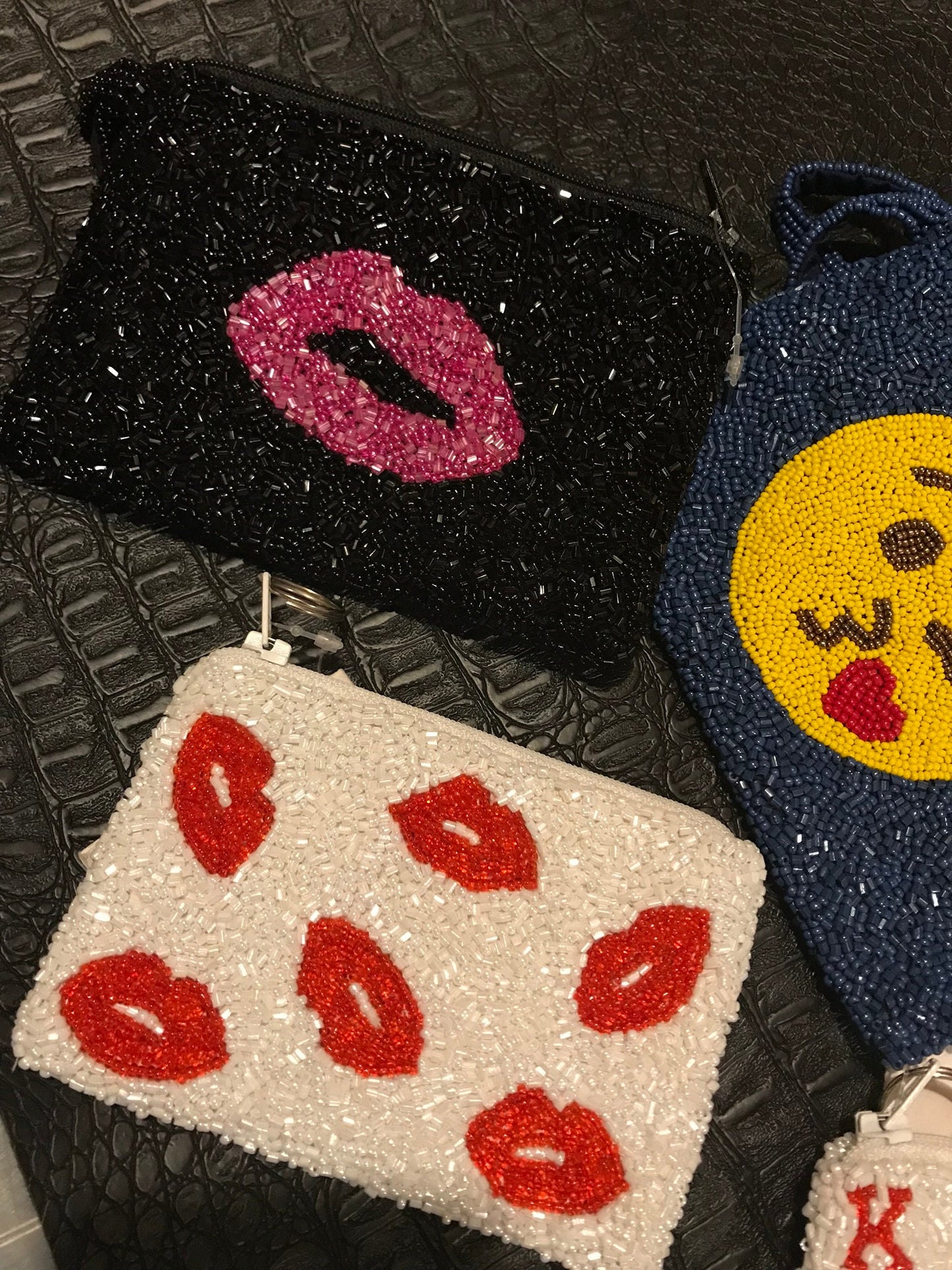 Custom beaded coin pouch, money holder, credit card pouch, lipstick holder, card game money pouch