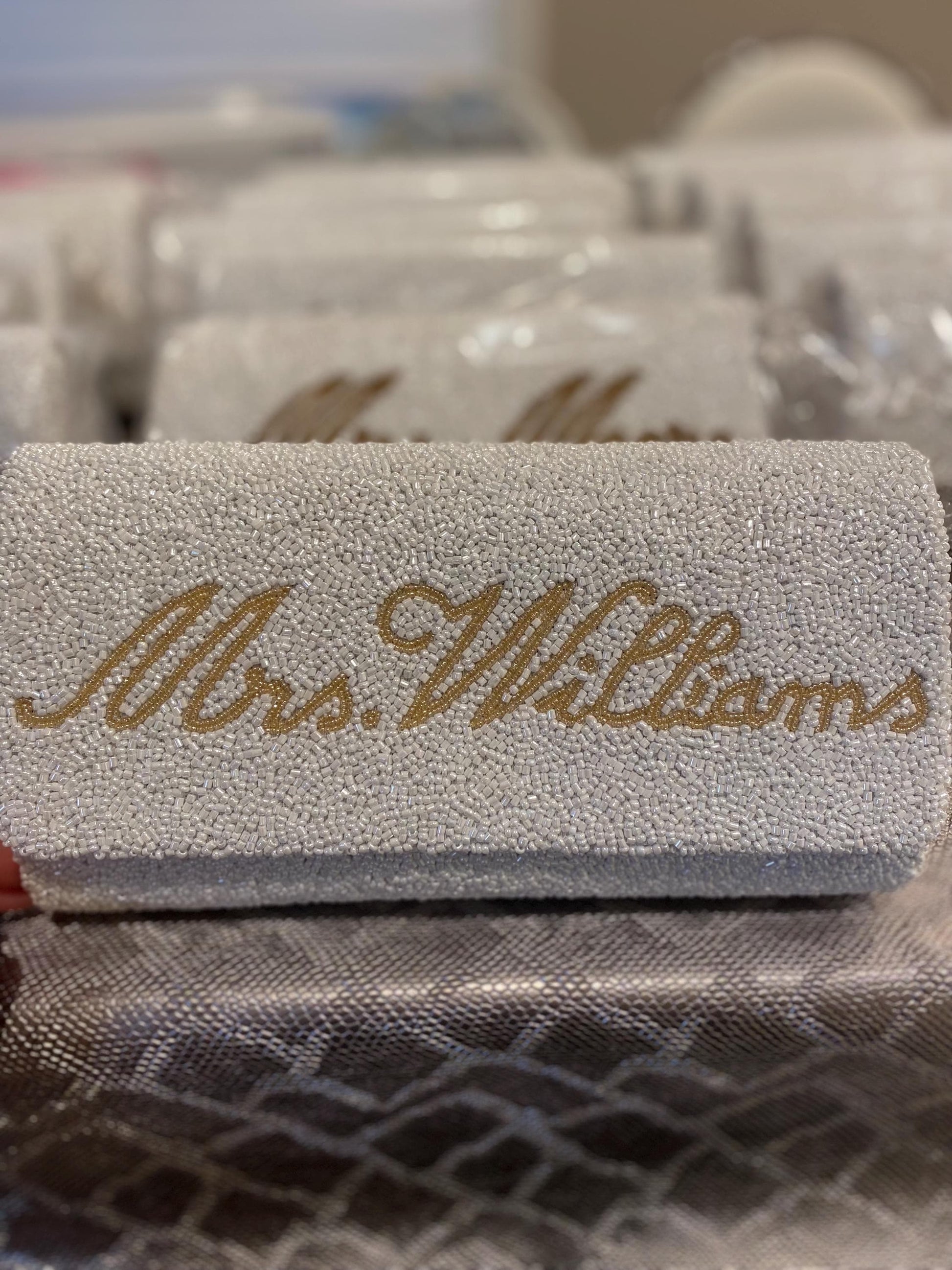 Custom name beaded bridal bag, evening clutch,mrs. Purse wedding day gift,bridesmaids mother of bride personalized clutch,Bachelorette bag,